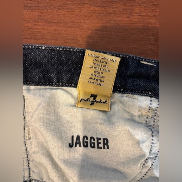 7 For All Mankind Jagger Womans Bootcut dark wash‎ jeansSize 29 - Picture 8 of 10